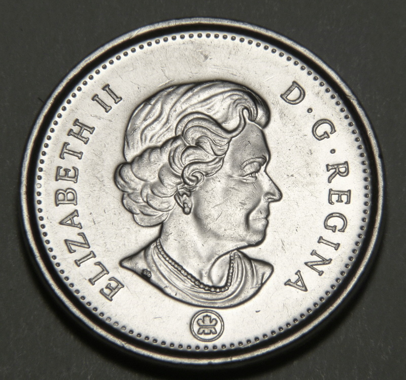2011 - Éclat de Coin, Feuille Gauche # 2 (Die Chip Left Leaf ) Ca_0_767