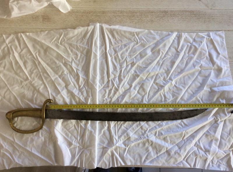 Identification d'un sabre briquet sans marquage  Img_0214