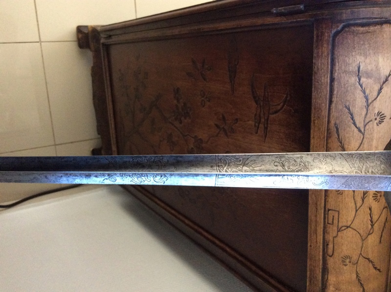 Identification d'une épée de cour/ville 18ieme siècle  Img_0221