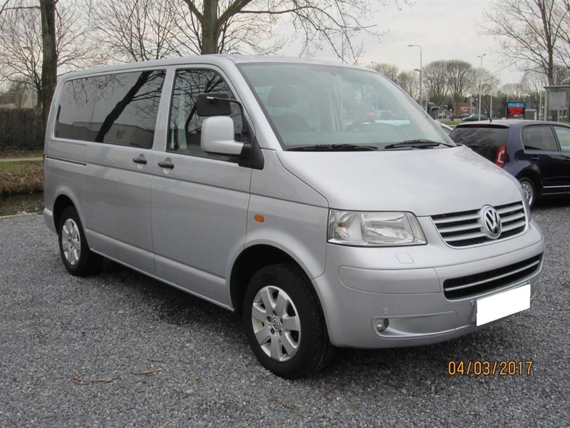 T5 5 PLACES 2.5 TDI 130 EDITION SPECIALE 14900€ 40vdh119