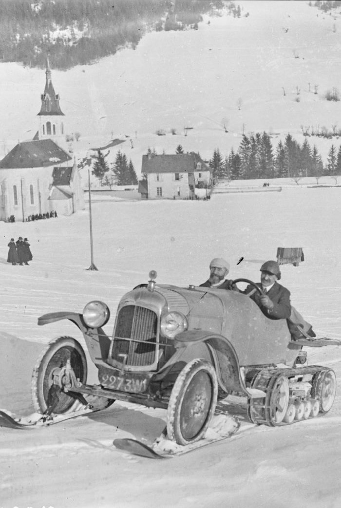 Concours de voitures à neige au Col du Sappey le 9 Février 1922 - Page 2 5611