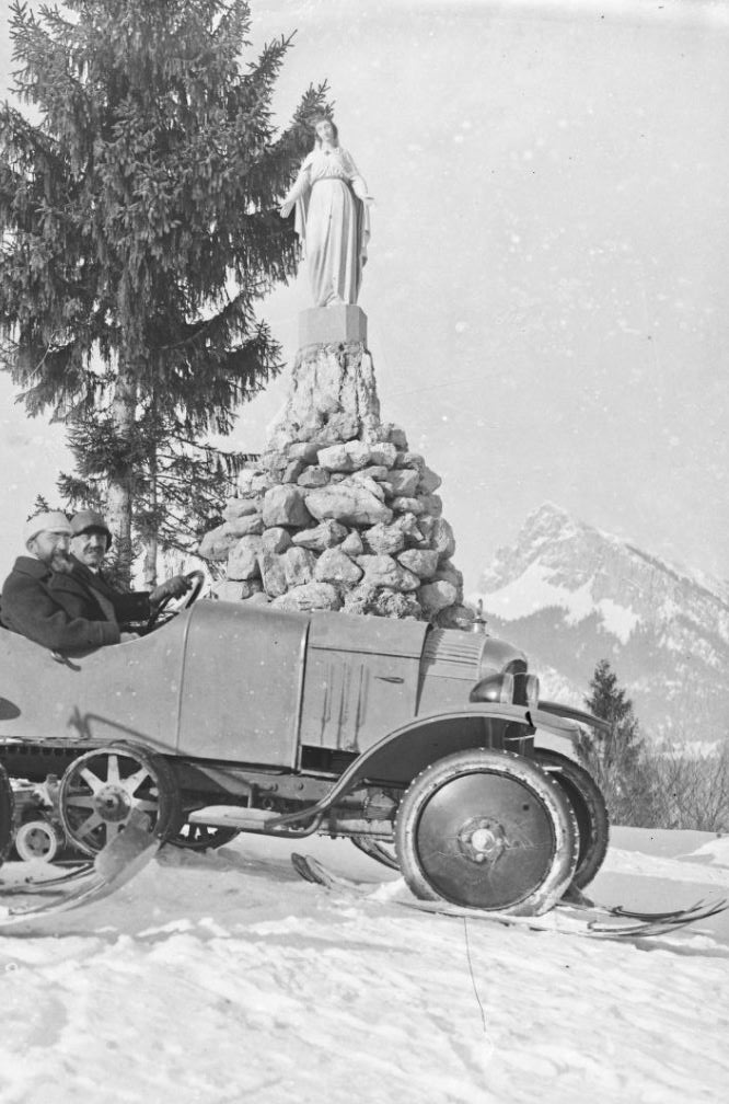 Concours de voitures à neige au Col du Sappey le 9 Février 1922 - Page 2 7410