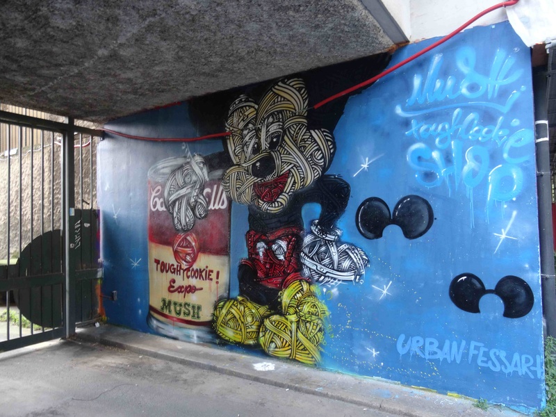 Street art - oeuvres d'art de rue Dsc00815