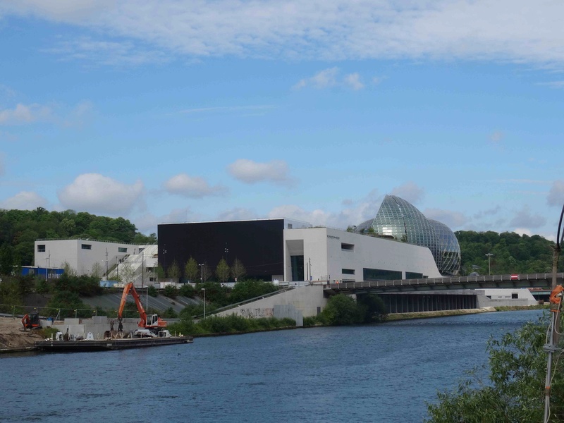 La Seine Musicale de l'île Seguin - Page 4 Dsc00845