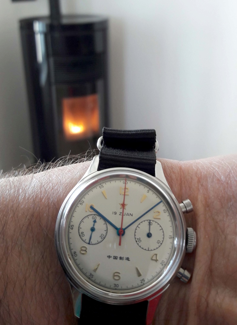 ****La montre du jour ! vol. 30**** - Page 30 08-0510