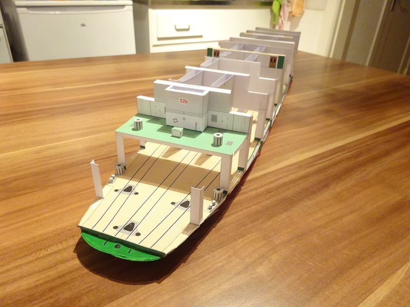 Fertig - Fährschiff Warnemünde von Conys Kartonmodellbau, gebaut von Fleetmanager Dsc04717