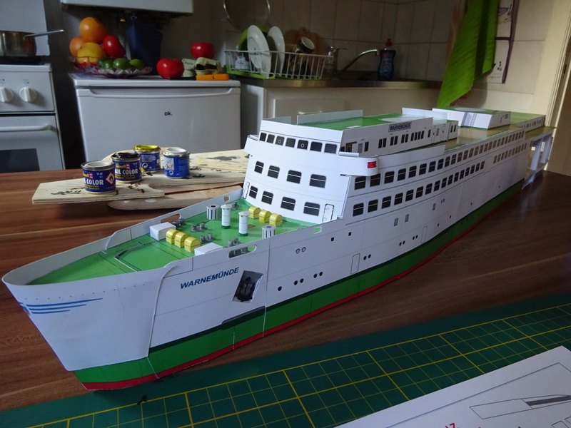 Fertig - Fährschiff Warnemünde von Conys Kartonmodellbau, gebaut von Fleetmanager - Seite 3 Dsc04837