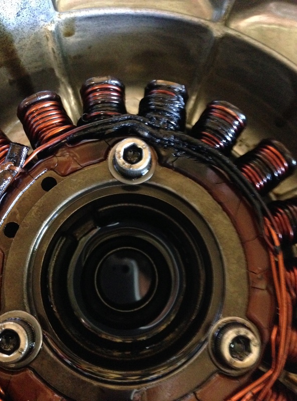 changer regulateur pour un RR48 Img_2711