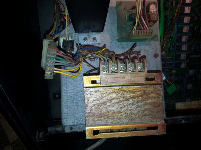 (RECH) transfo 220 ,120v borne euro Image27