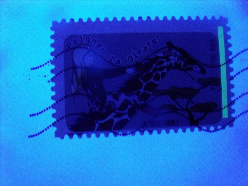 timbre peigner la girafe defaut de pre-découpe Gedc0613