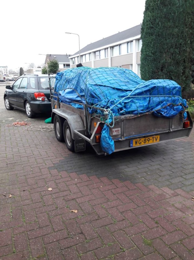 5 januari. De opslag/inzamelpunten 49775710