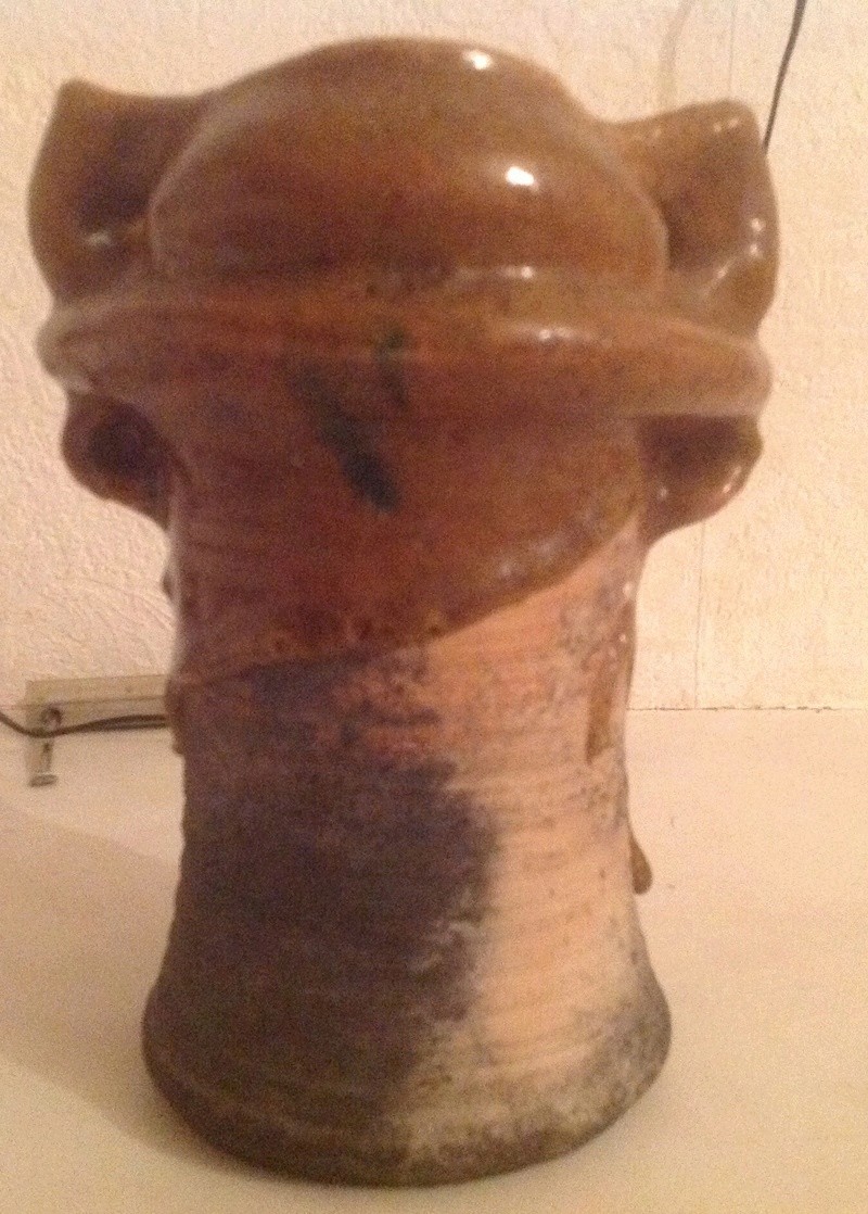 Hi can anyone help me I'd this tea ceremony vase, Japanese or European  Image10