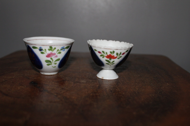Please identify these cups-thanks Img_4613