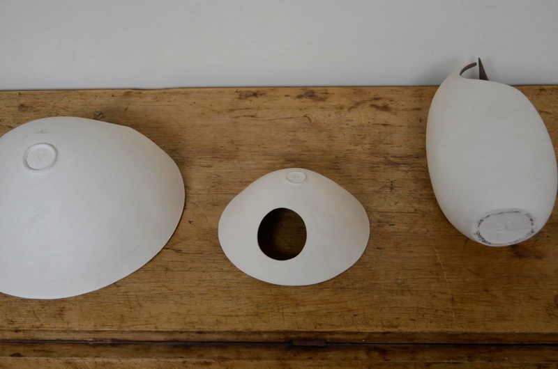 Cut out pottery with an S mark - Sarah Hillman S-l16091