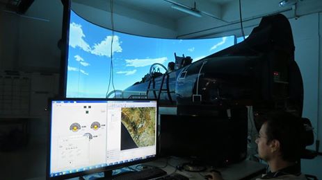 FAdeA muestra el simulador de vuelo para IA-63 Pampa. 15747510