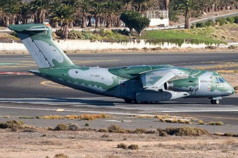 EMBRAER KC-390  - Página 5 Kc390e11