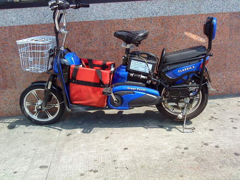 vespa h3  -registronex - Avistamientos de Amoticos por las calles - Página 5 Dsc07310