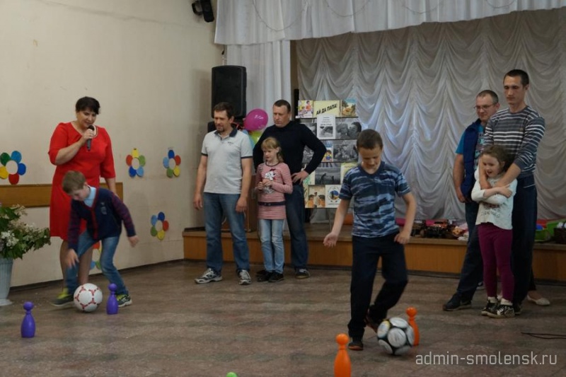 В посёлке Пржевальское прошло праздничное мероприятие, посвященное Дню отца 215