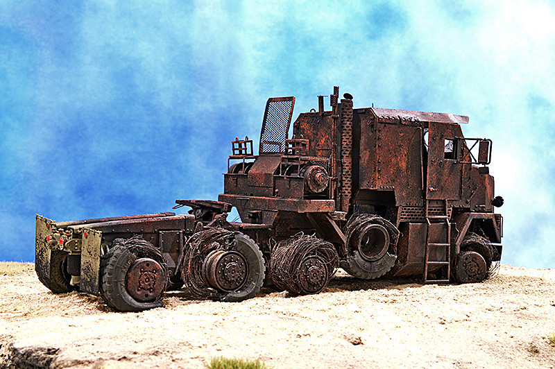 M1070 Truck Tractor…  ДРУЖЕСКИЙ ОГОНЬ… 00613