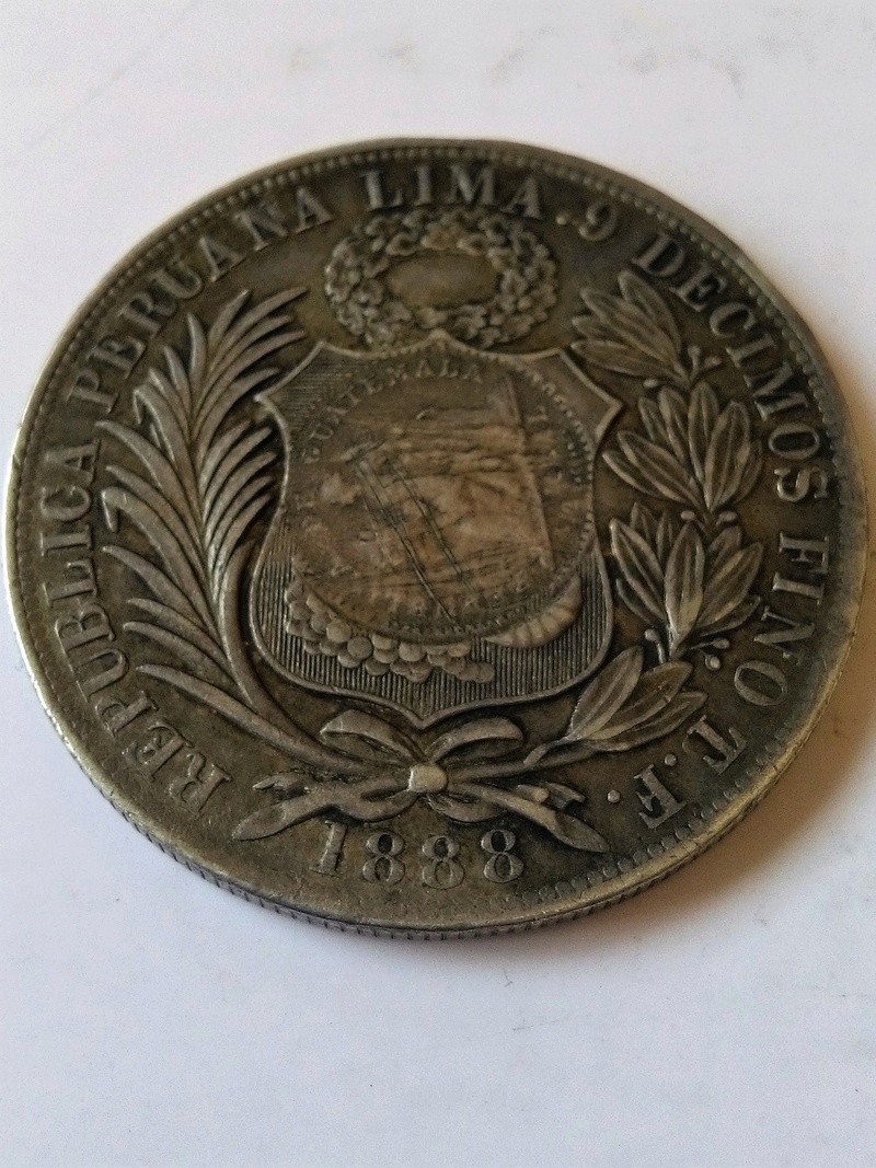 Monedas de 8 reales, pesos y quetzal de Guatemala, desde la Independencia Img_2244