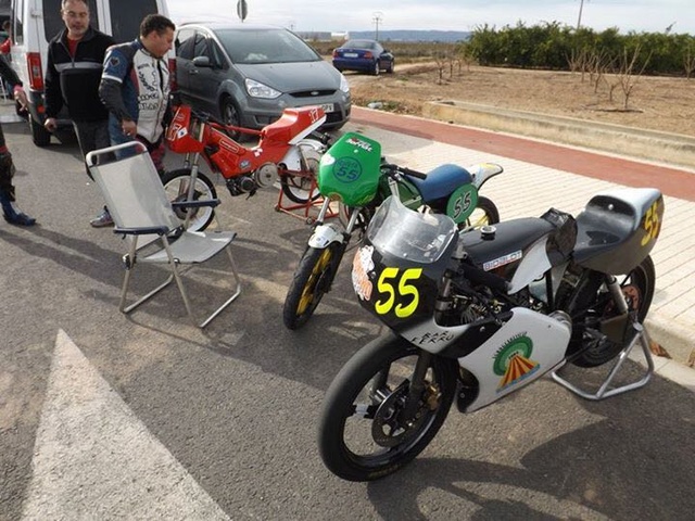 motos h3 -registronex - IV Exhibición Motos Clásicas L'Alcudia 2016 Box-210