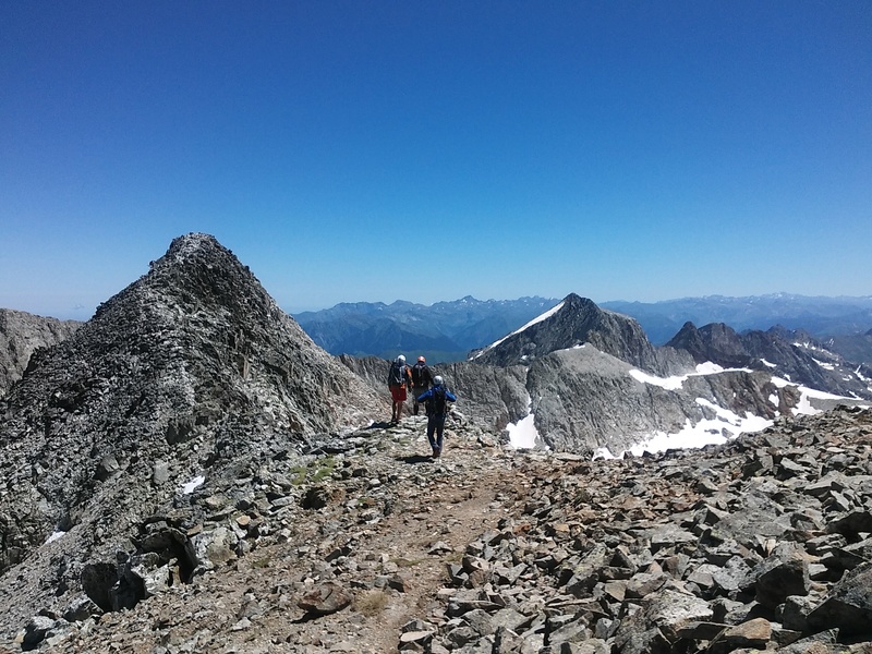 Topic:Deportes de Montaña..Escalada, Senderismo,Barranquismo....... - Página 5 03410