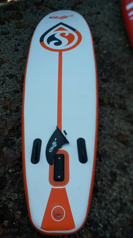 SUP gonflable Skiffo 9"10 500€ + pagaies 20161210