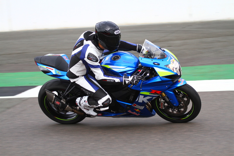 Track Day em Silverstone GSX-R600 Img_0210