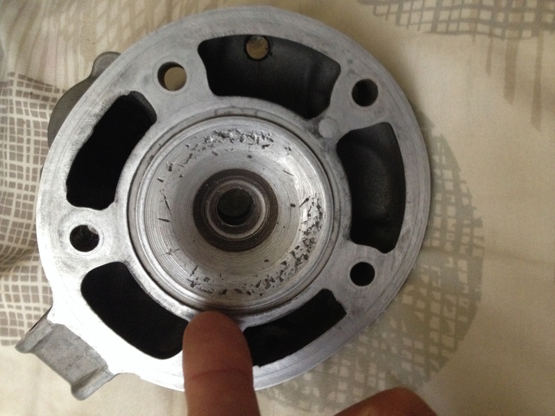 recherche de joints pour 125 dtr 1990 Img_4510