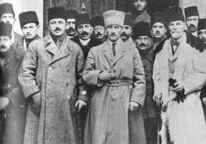 Devlet-i Ebed-müddet Atatur10