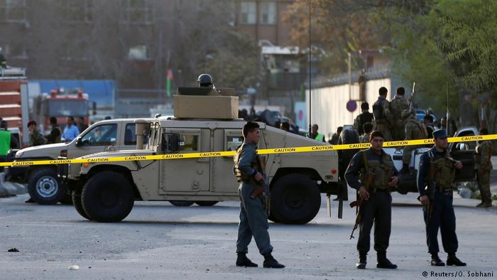 هجوم انتحاري يستهدف مسجدا شيعيا في العاصمة الأفغانية Gggg10