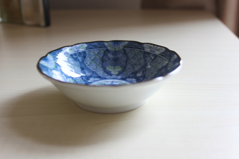 Small Blue and White Dish/Bowl. ID required Img_6114