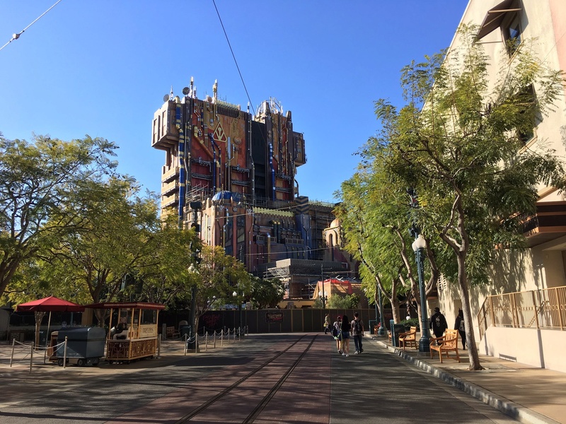 Guardians of the Galaxy – Mission: BREAKOUT! [Disney California Adventure - 2017] - Page 14 Img_2010