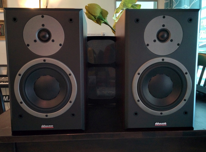 Dynaudio DM2/7 BookShelf Speaker ( Used ) SOLD Dynaud14