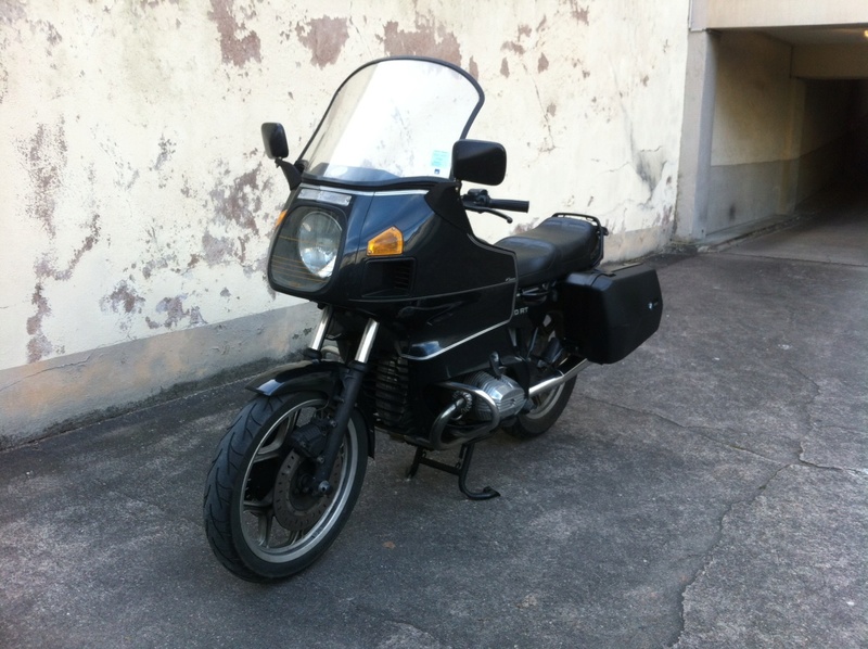 Petit nouveau! Bmw_r812