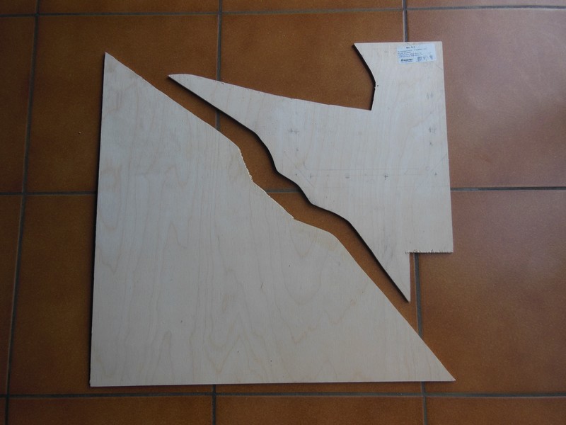 Corsair F4U-7 100% scratch en bois massif sculpté au 1/16e : ajout d'un sommaire pour aider la visite 00210