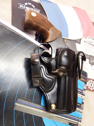 "I.W.B. City HOLSTER by SLYE Dscf0615