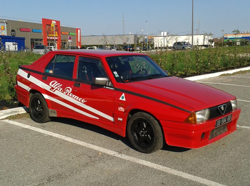 Tableau de bord Alfa 75 Turbo IE 75_310