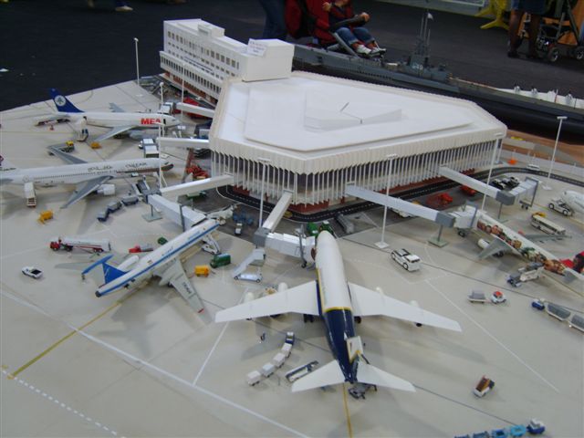 SADAM HUSSEIN Airport 1/144ème Sallon10