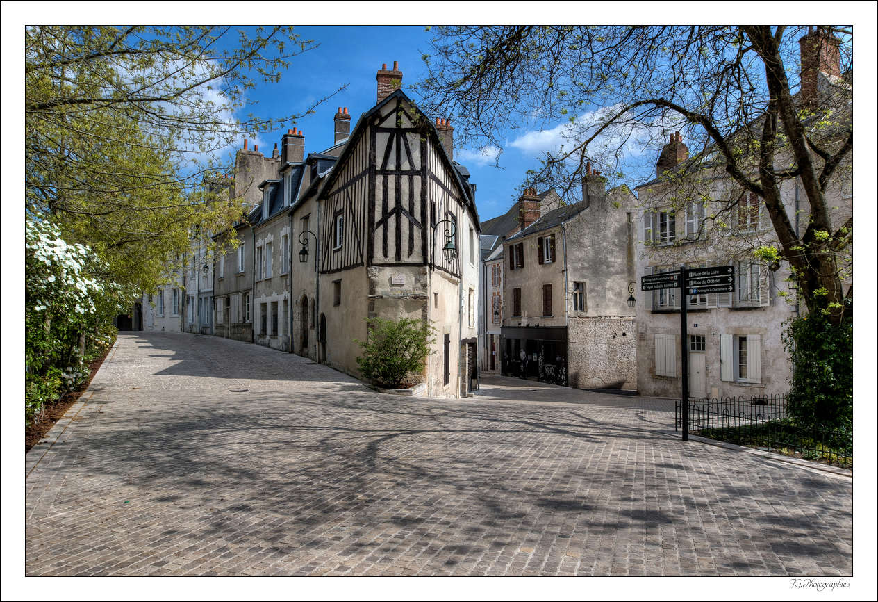 Ruelle d'orléans Rue_d_13