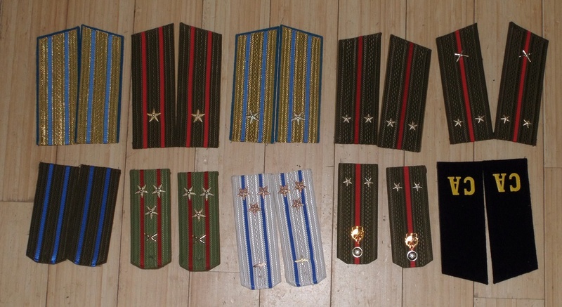 identification épaulettes soviétiques Sam_5310