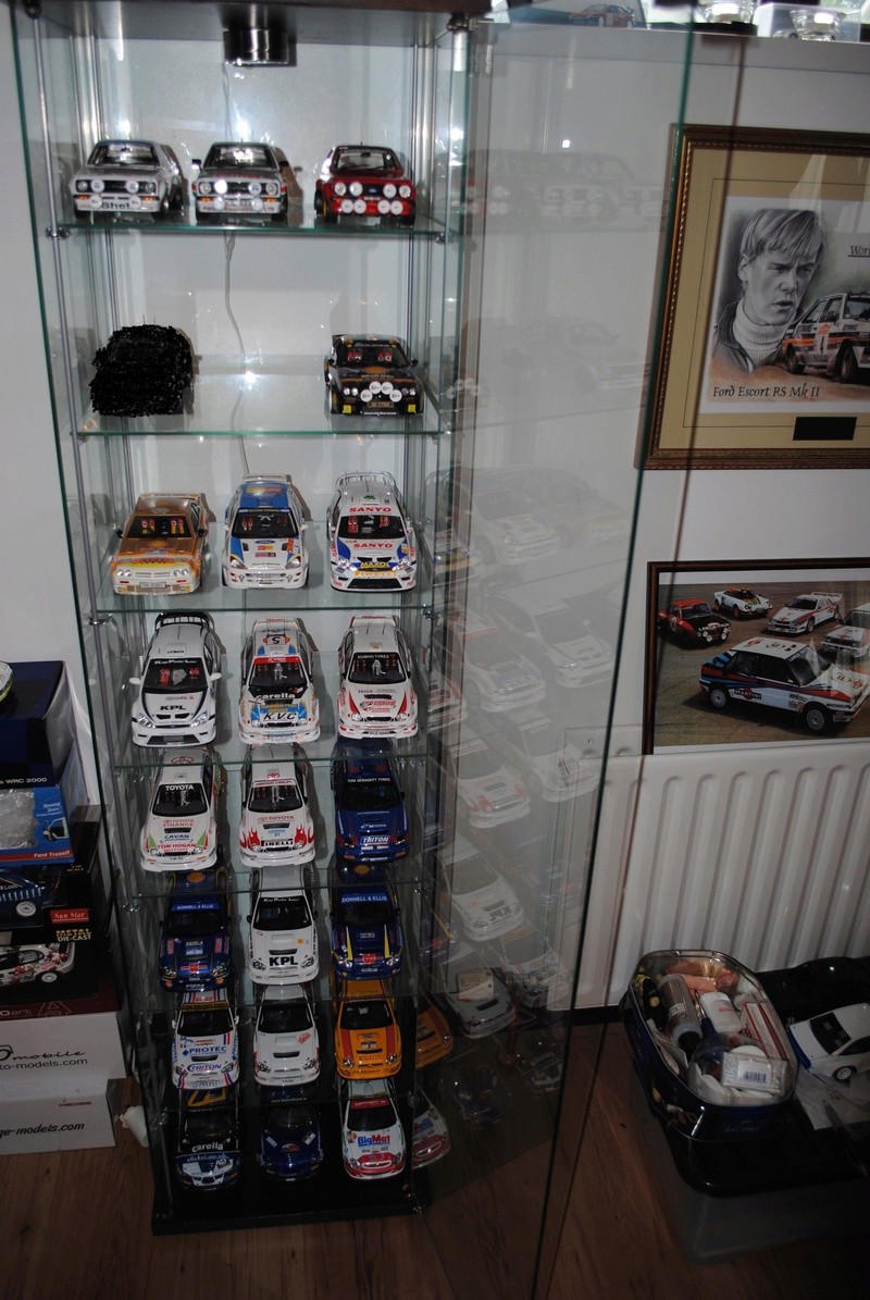 Display cabinets and model rooms, ideas please Variou10