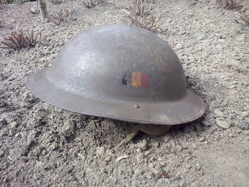 Belgian Mk II helmet Information? Img-2012