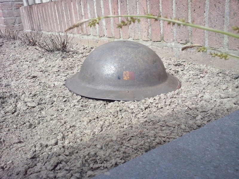 Belgian Mk II helmet Information? Img-2014