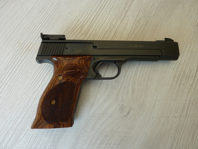 vos avis sur Smith & Wesson M 41 et pistolets comparables P1060511
