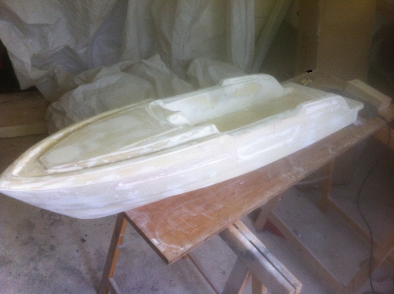 Nouveau projet yacht de plaisance rc en composite fibre de verre par joce. Img_1011