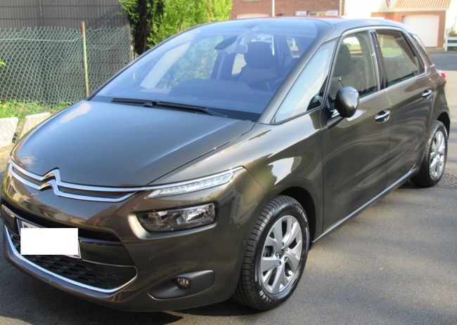 Présentation et Photos de votre Voiture "Citroën" C4p2_s11