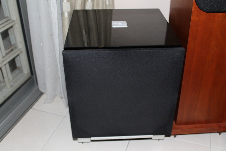 REL ACTIVE SUBWOOFER  (sold) Img_5312