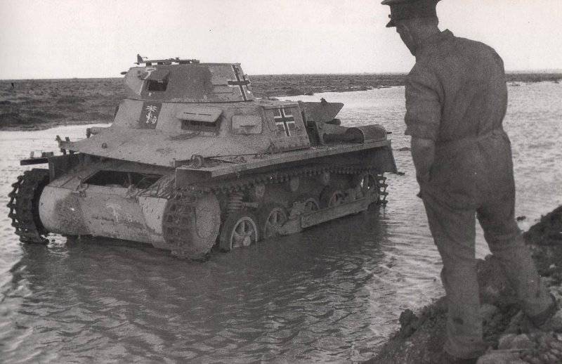 Pz.Kpfw. I Ausf. A 1\35 Tristar, Африканский корпус. 13437911