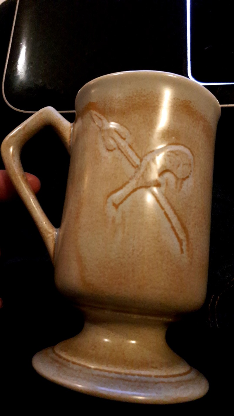 help identifying hei tiki mug 18745110